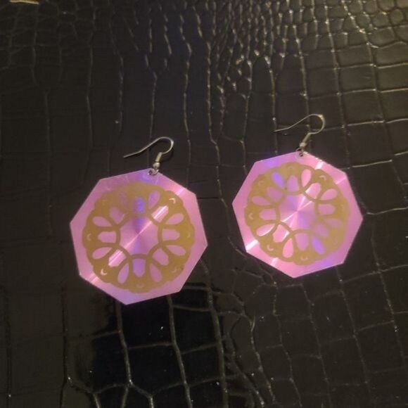 Vintage Pink Shiny Boho Drop Earrings Pierced Ears - Picture 2 of 8
